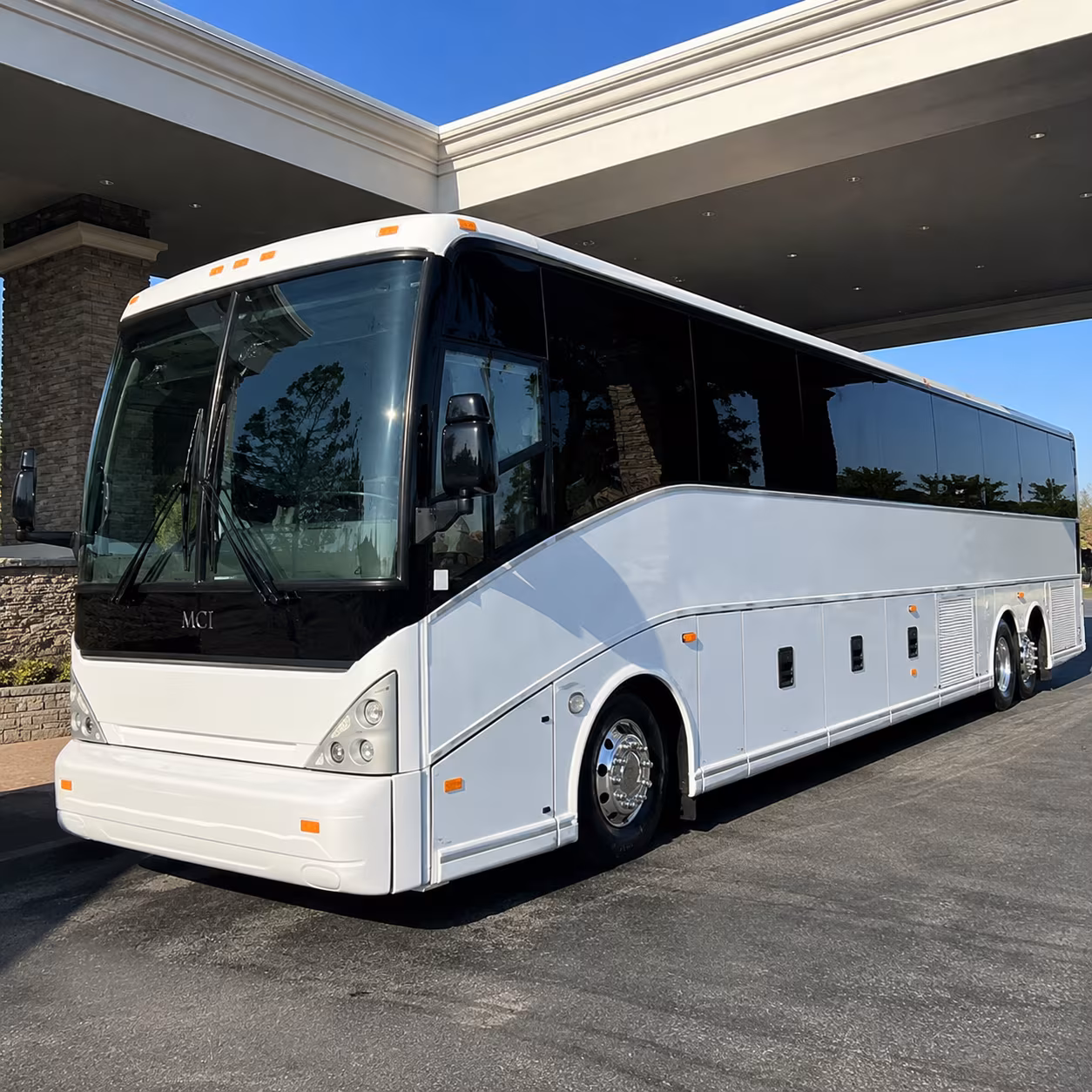 aurora hotel convention center airport shuttles to den