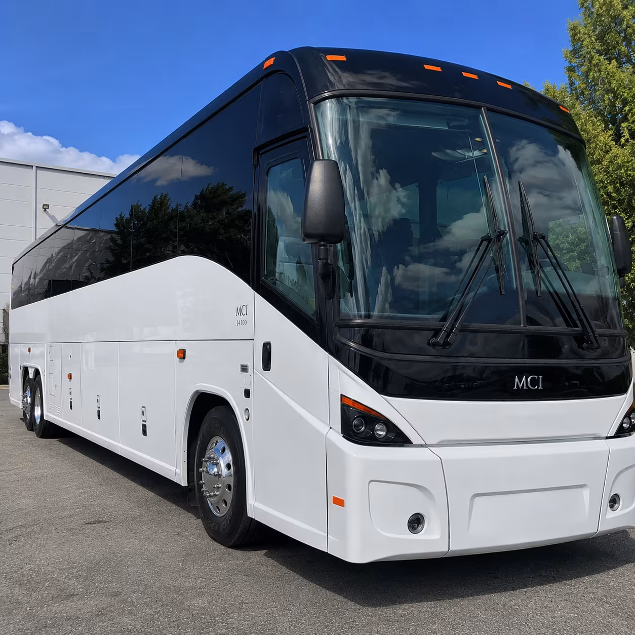 daily shuttle routes between aurora s east side and the denver tech center