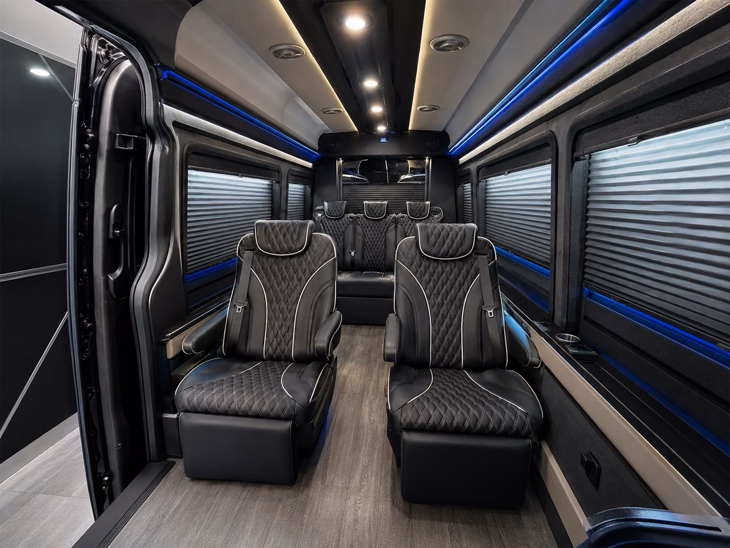 ski season mountain destination airport transfers from aurora